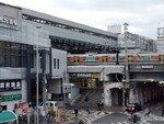 西九条駅駅前1