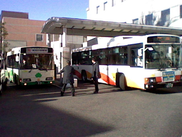 南海バス1117号車、321号車