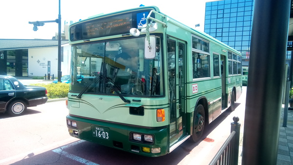 金剛バス1603号車