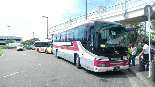 阪急観光921、南海バス1601