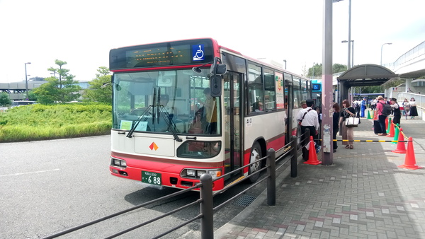 和歌山バス688号車
